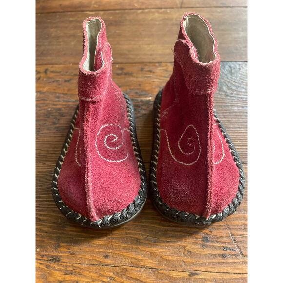 See Kai Run Kids Size 3 Booties Red Shoes Soft Sole Early Walkers‎ - Picture 5 of 7